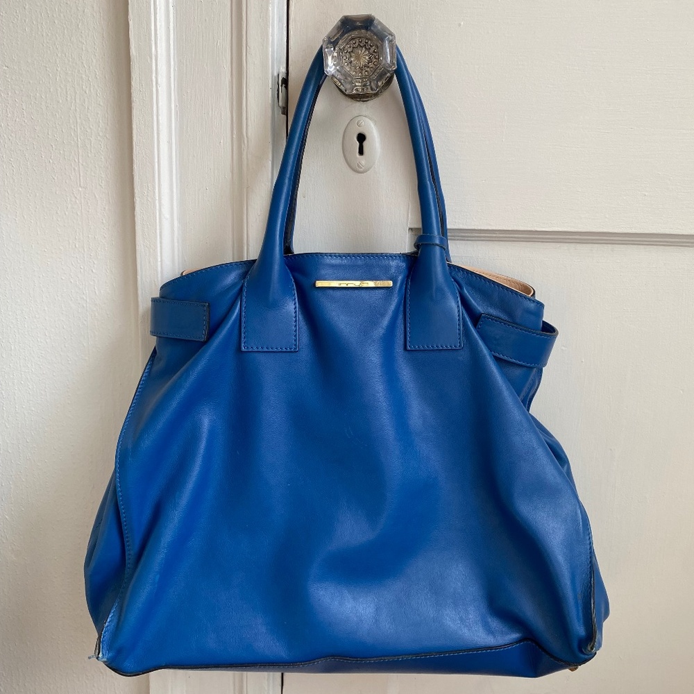 Innue leather bag
